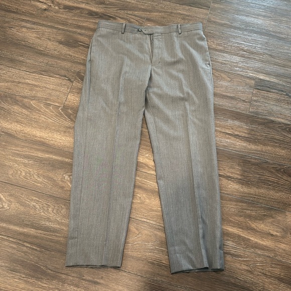 Men’s Wearhouse Dress Pants Egara Slim Fit - Picture 1 of 4